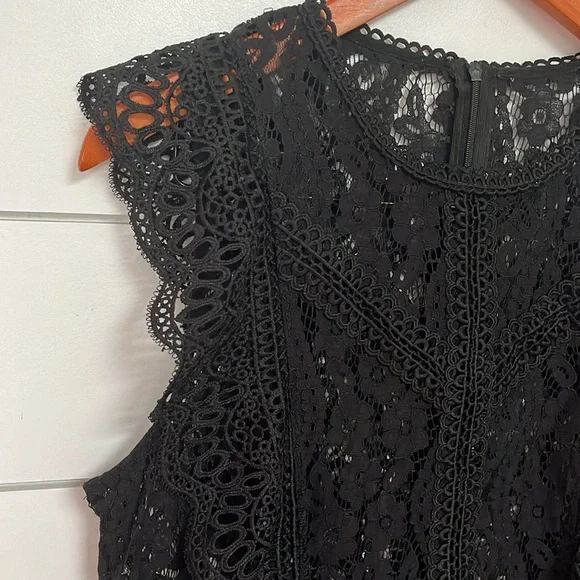Vintage black lace top - Picture 3 of 7